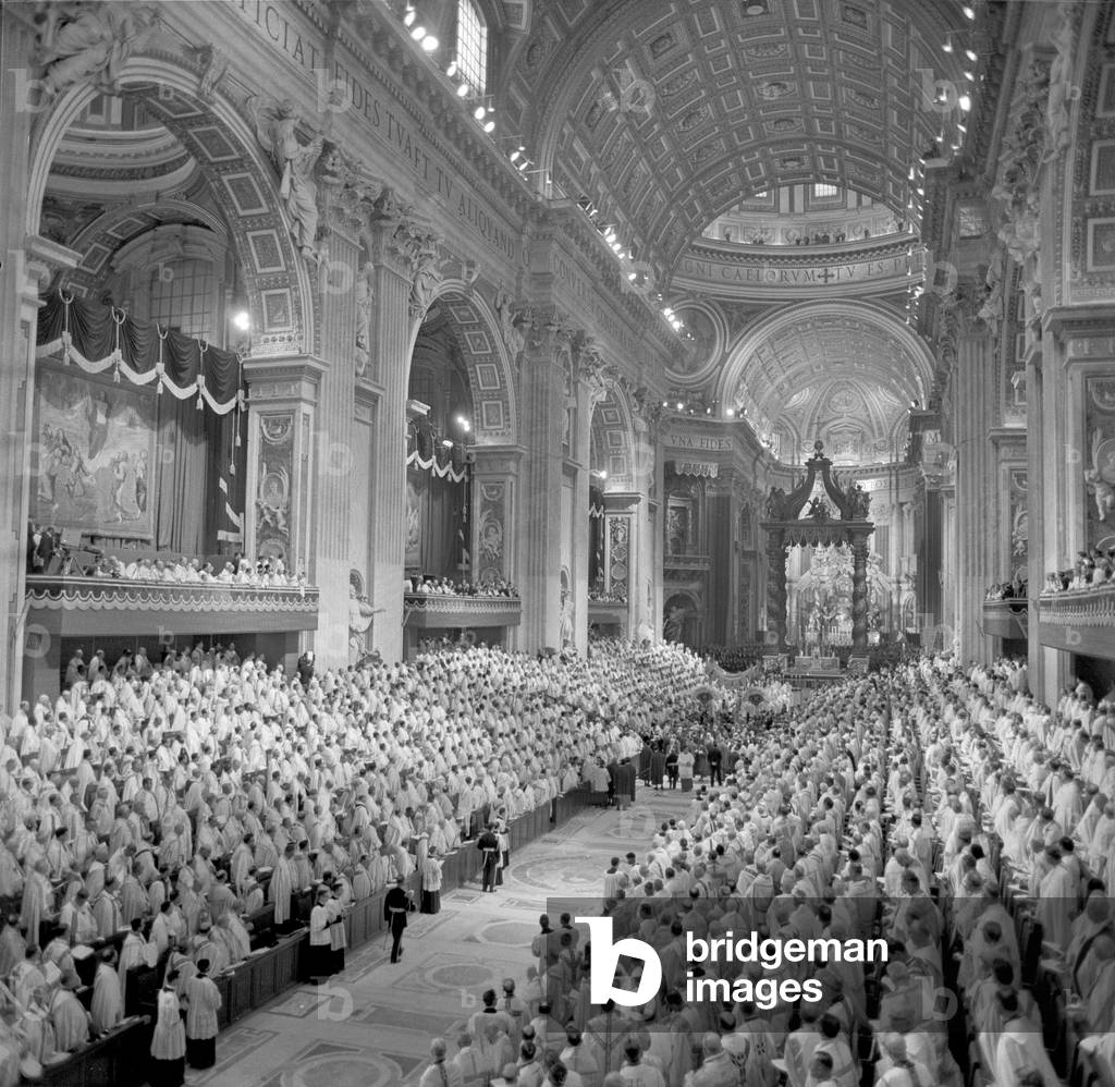 Pope John XXIII in St. Peter's Basilica at the opening of the Second Vatican Council, Vatican City, 1962 (b/w photo)