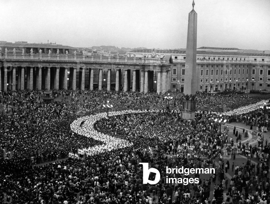Opening ceremony of the Second Vatican Council in St Peter's Square, 1962 (b/w photo)