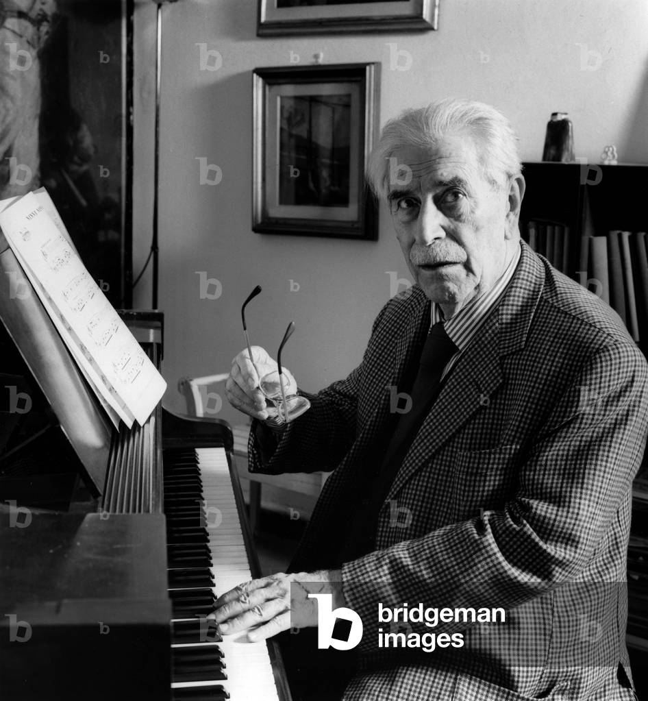 Mario Soldati in his home, Milan, 1990 (b/w photo)