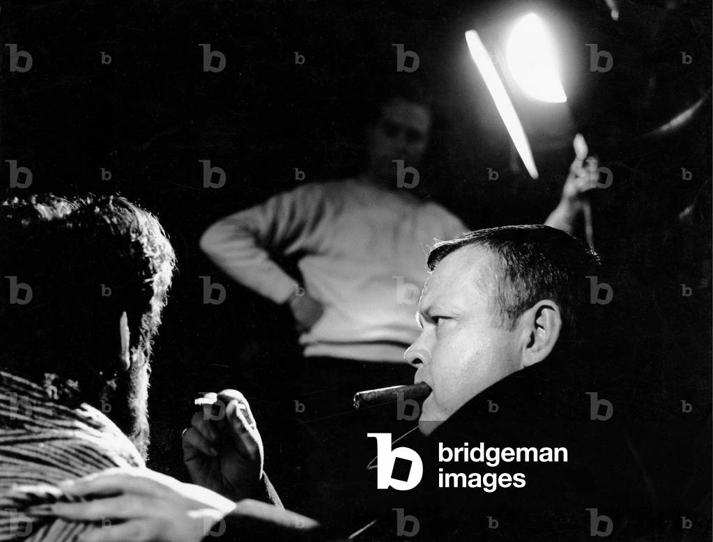 Orson Welles at the first make-up tests for the film 