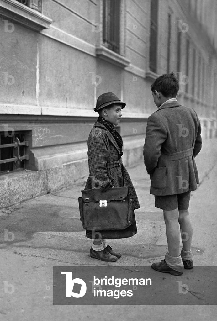 Milan,10/1945. La rentree des classes. 