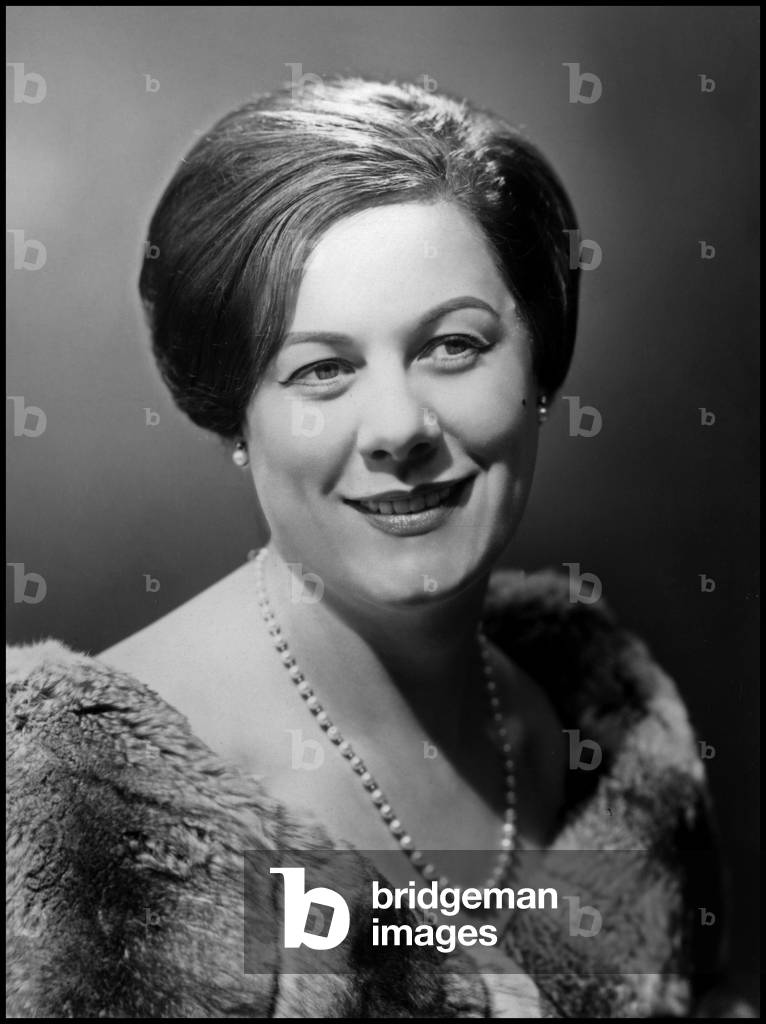 Renata Tebaldi, 1959 (b/w photo)