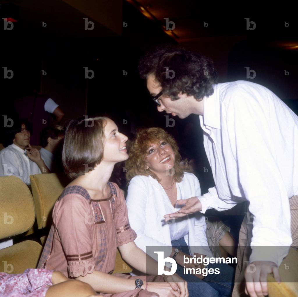 Roberto Benigni with Silvia Annichiarico and Isabella Rossellini, 1980s (photo)