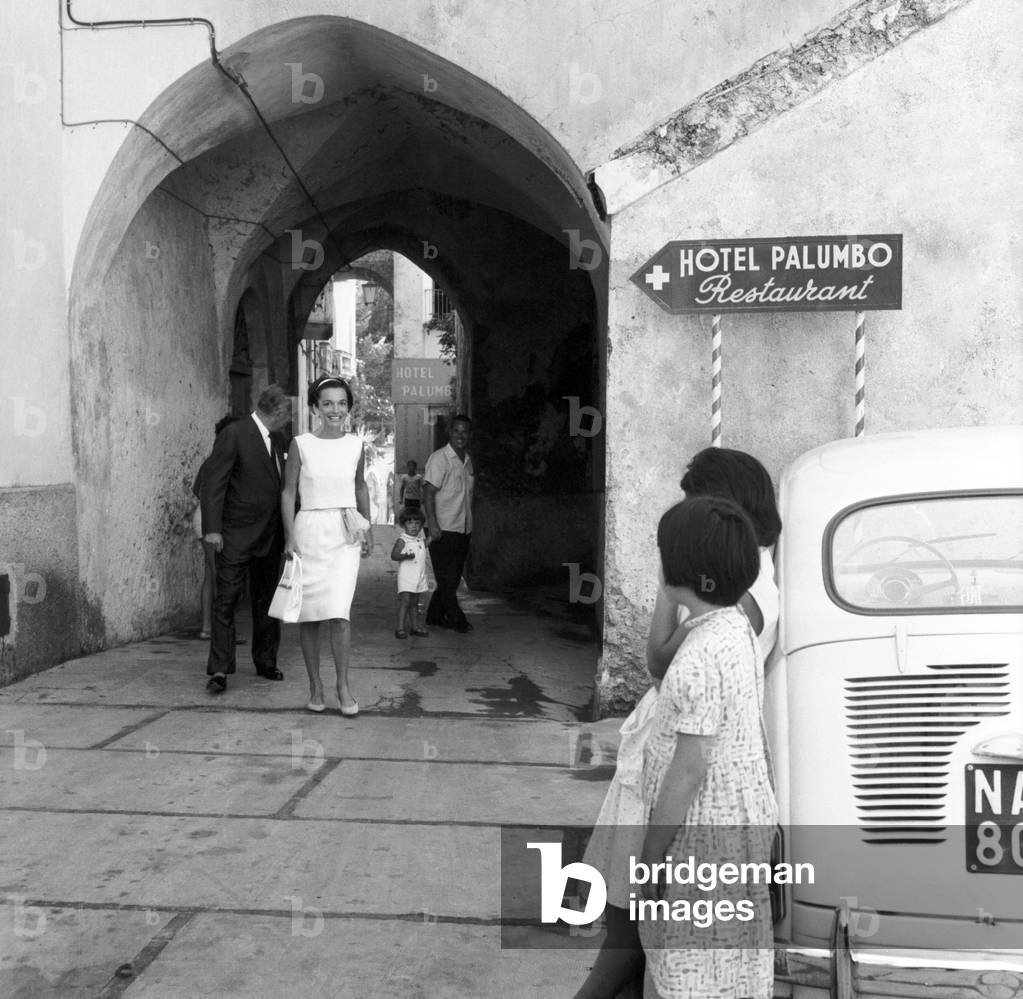Lee Radziwill in the city's streets, Ravello, 1962 (b/w photo)