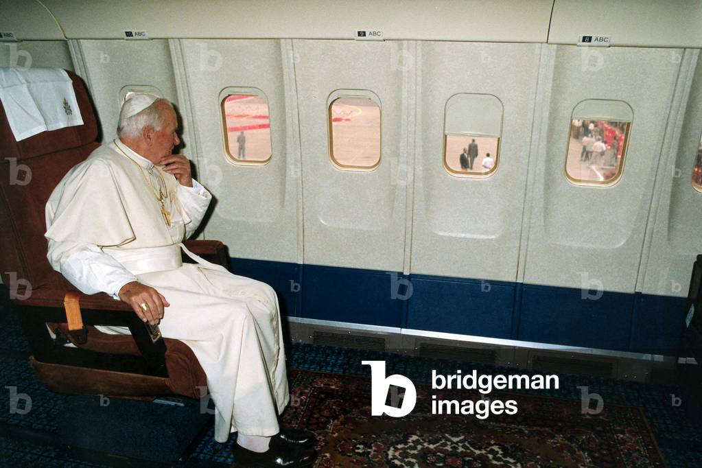 Pope John Paul II, 1990s (photo)