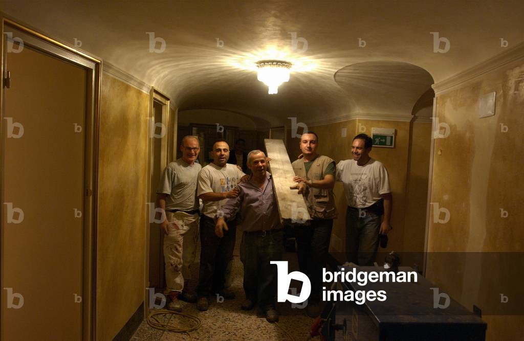 Restoration of the Teatro Alla Scala, Milan 11/10/2004 (photo)