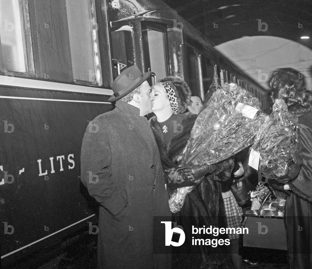 Arrival in station of the actors for the premiere of the film 