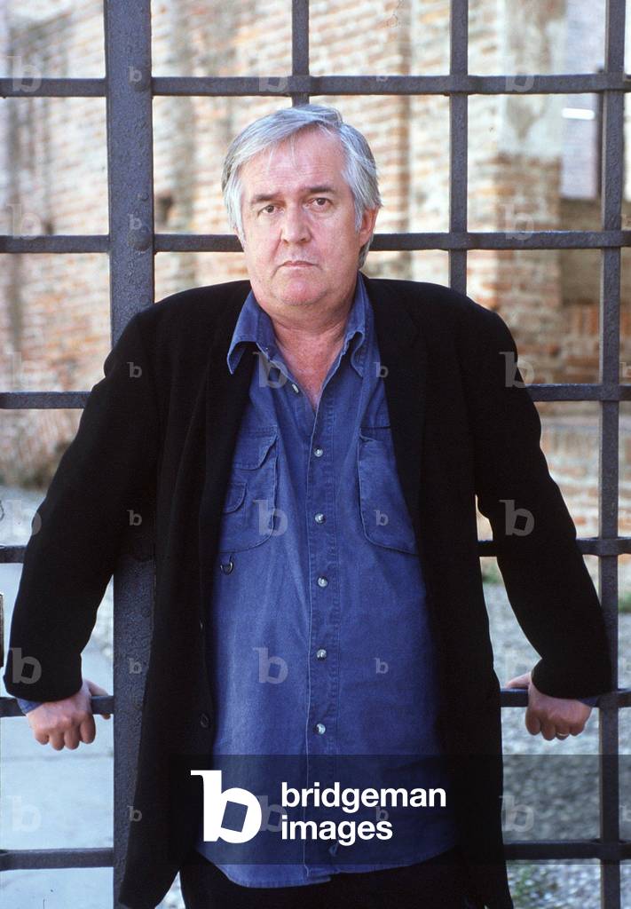 Henning Mankell vers 2001.