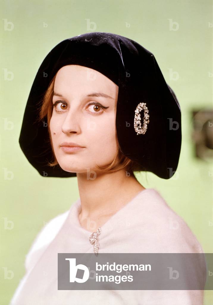 Mina Mazzini wearing a kind of Phrygian cap, 1960s (photo)