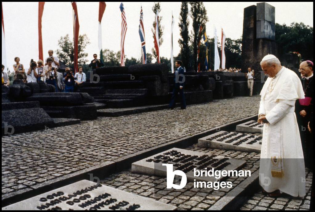 Pope John Paul II, during an official visit, Poland, 1979 (photo)