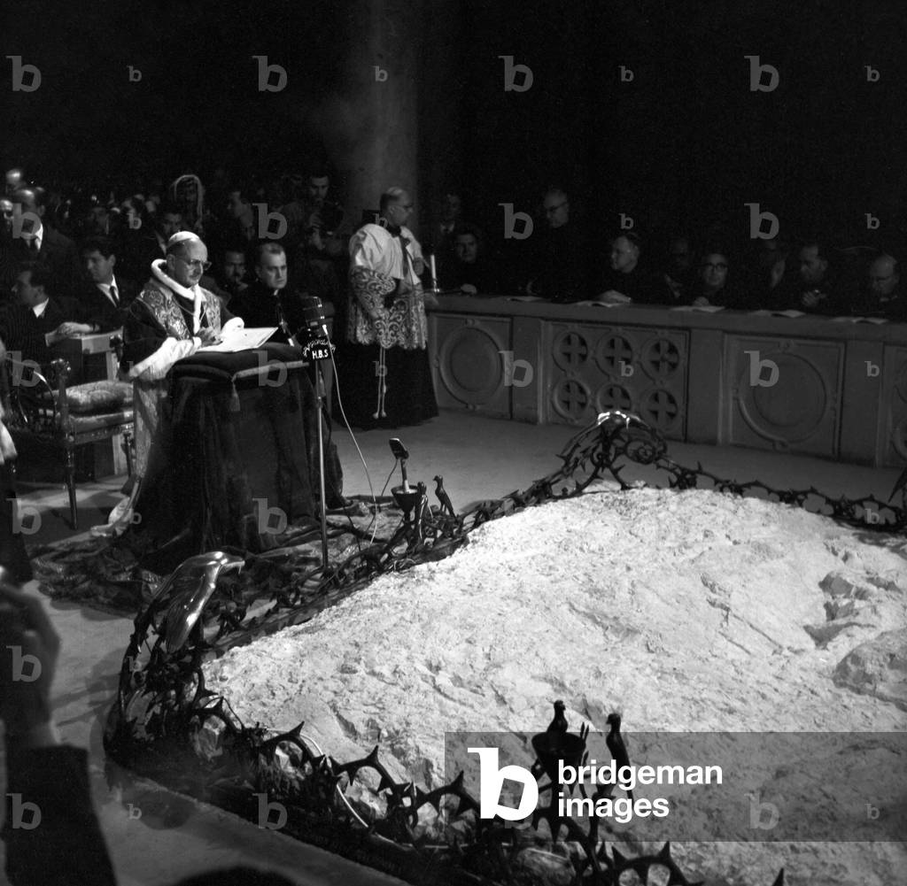 Pope Paul VI's visit in Holy Land in the Basilica of the Agony, Jerusalem, Israel, 1964 (b/w photo)
