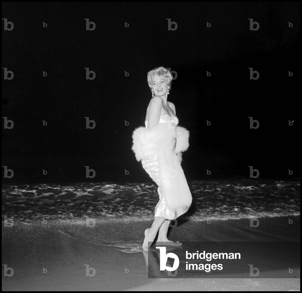 Portrait of Magali Noel a Cannes may 1960 (b/w photo)