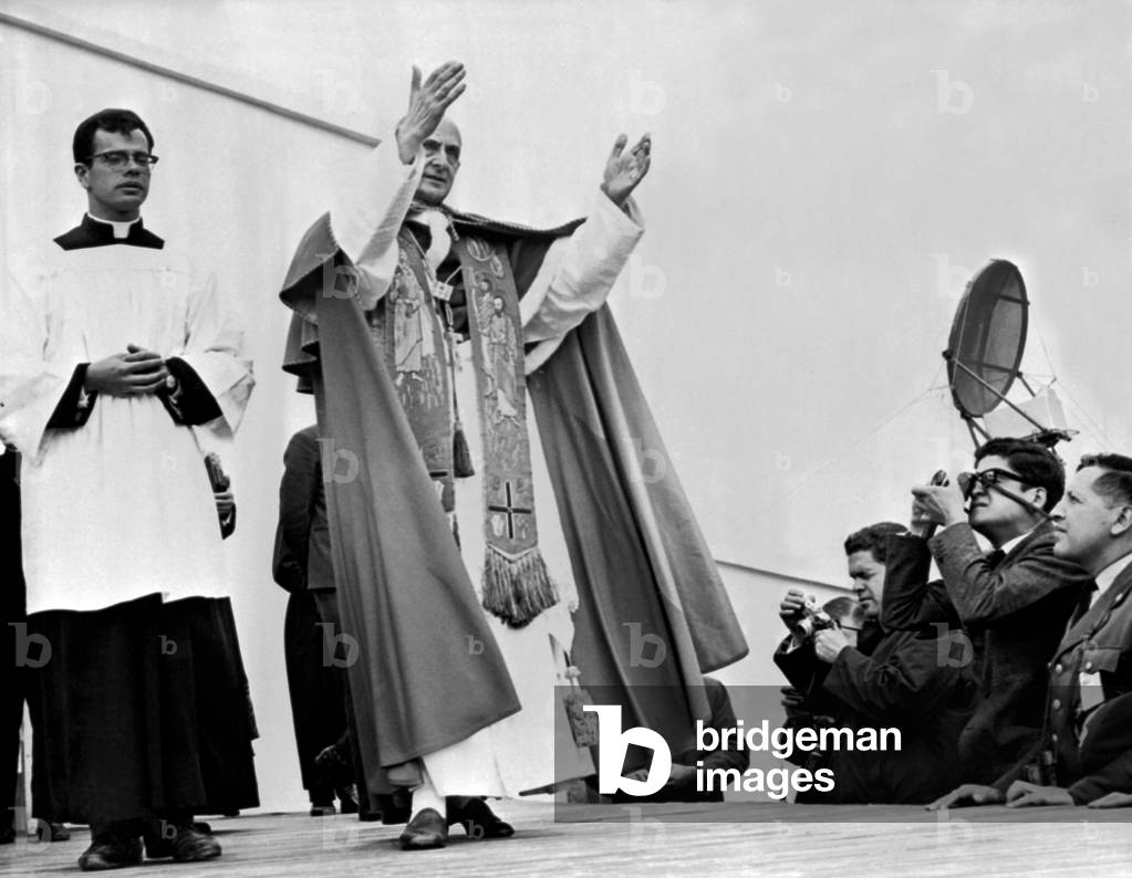 Pope Paul VI during his travel in South America, Bogota, Colombia, 1968 (b/w photo)