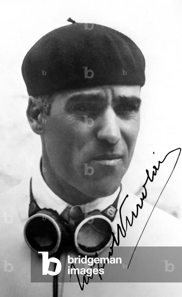 Tazio Nuvolari (b/w photo)