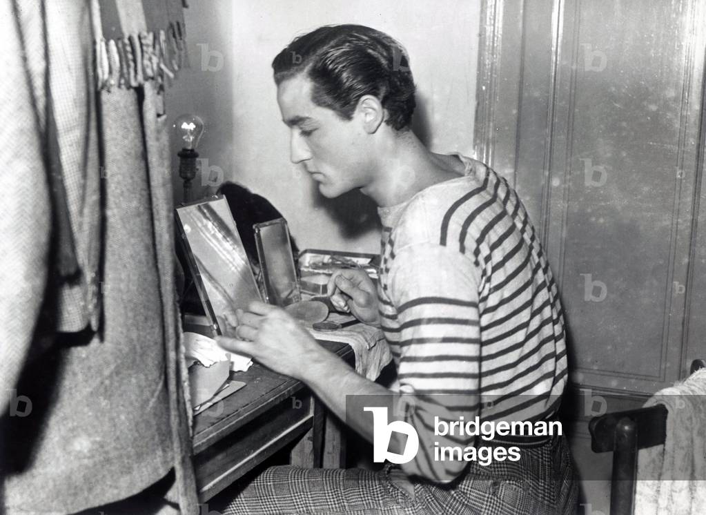 Vittorio Gassman in his dressing room at the Teatro Olimpia, Milan, 1947 (b/w photo)