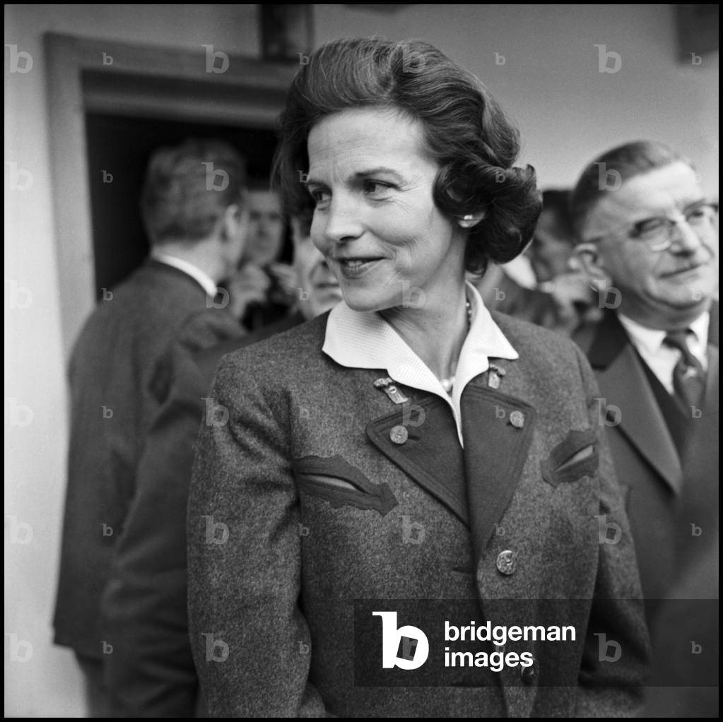 Portrait of the princess Lilian Baels, 27/11/1959 (b/w photo)