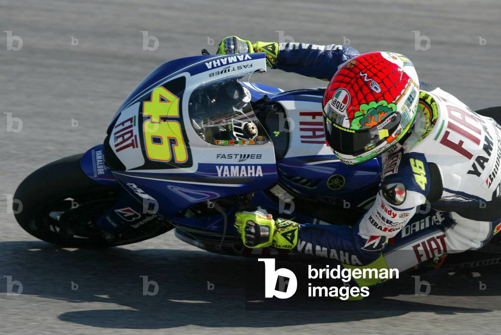 Valentino Rossi on his Yamaha at the Cinzano di San Marino and Riviera di Rimini Grand Prix, 2008 (photo)