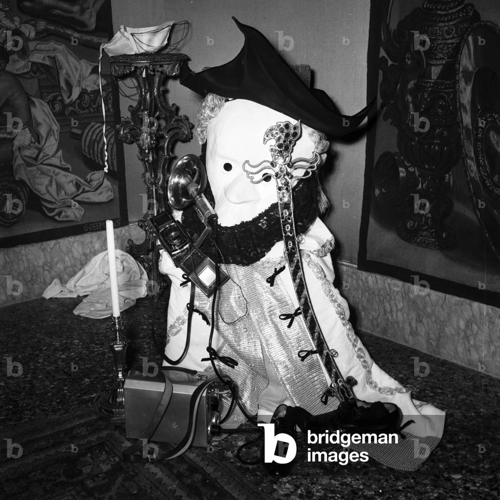 The Bal oriental at the Palazzo Labia, Venice, 1951 (b/w photo)