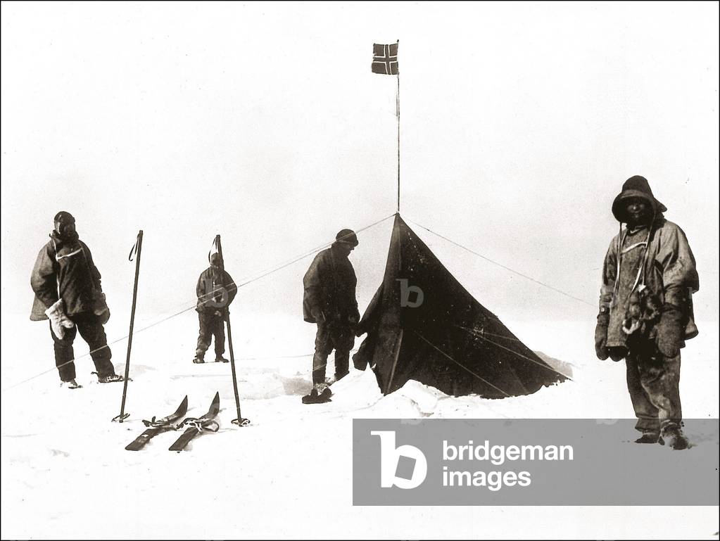 La tente d'Amundsen au Pôle Sud, de g. à d., Scott, Oates, Wilson et Evans, 1911