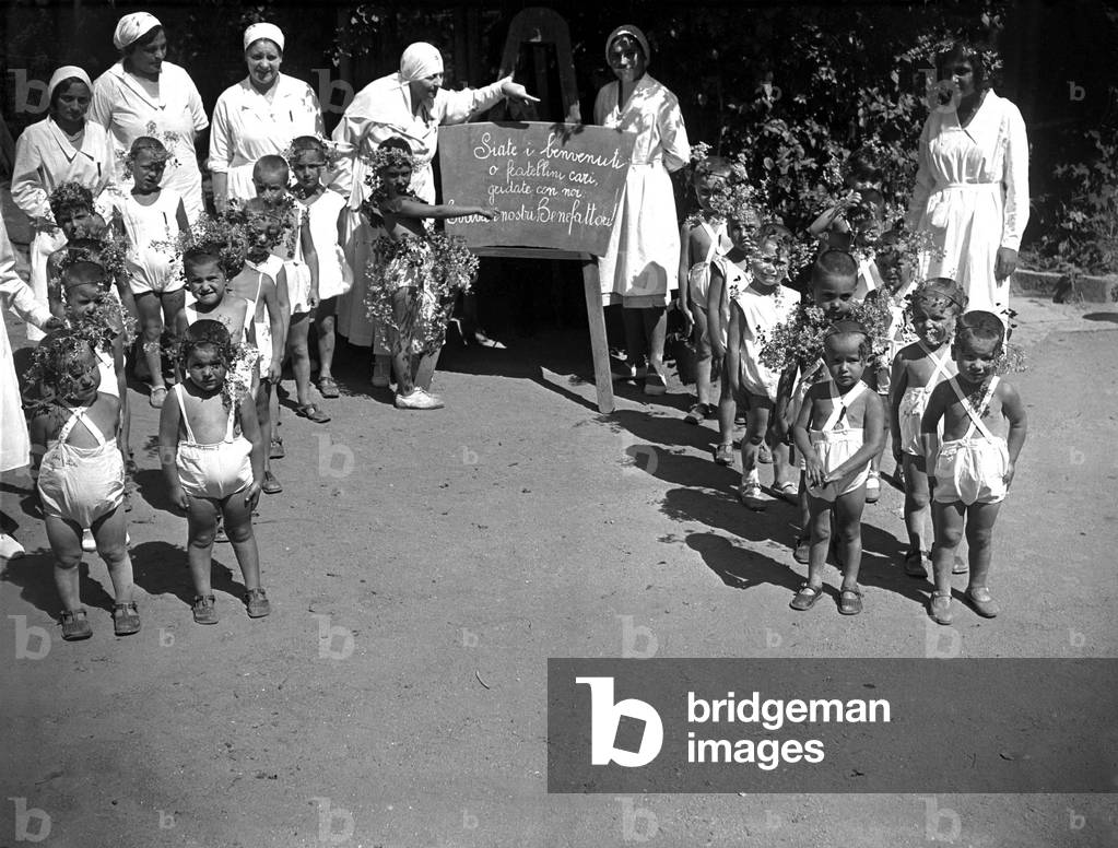 Children in a camp of the Opera nazionale maternita e infanzia, Rome, 1932 (b/w photo)
