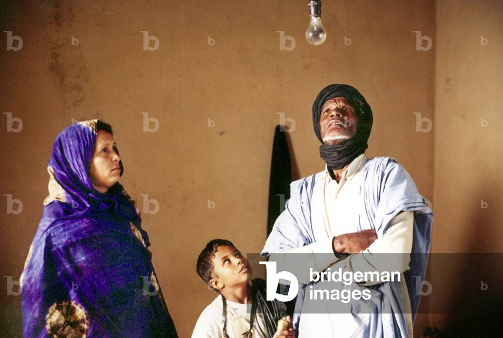 “Heremakono” by Abderrahmane Sissako, 2003 (film still)