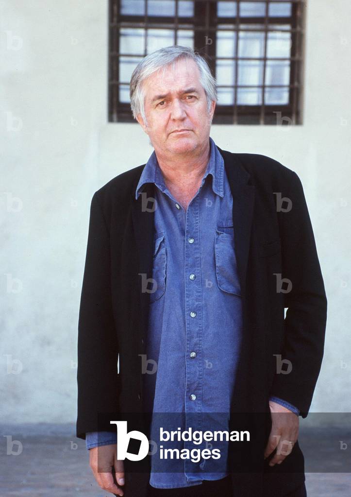 Henning Mankell vers 2001.