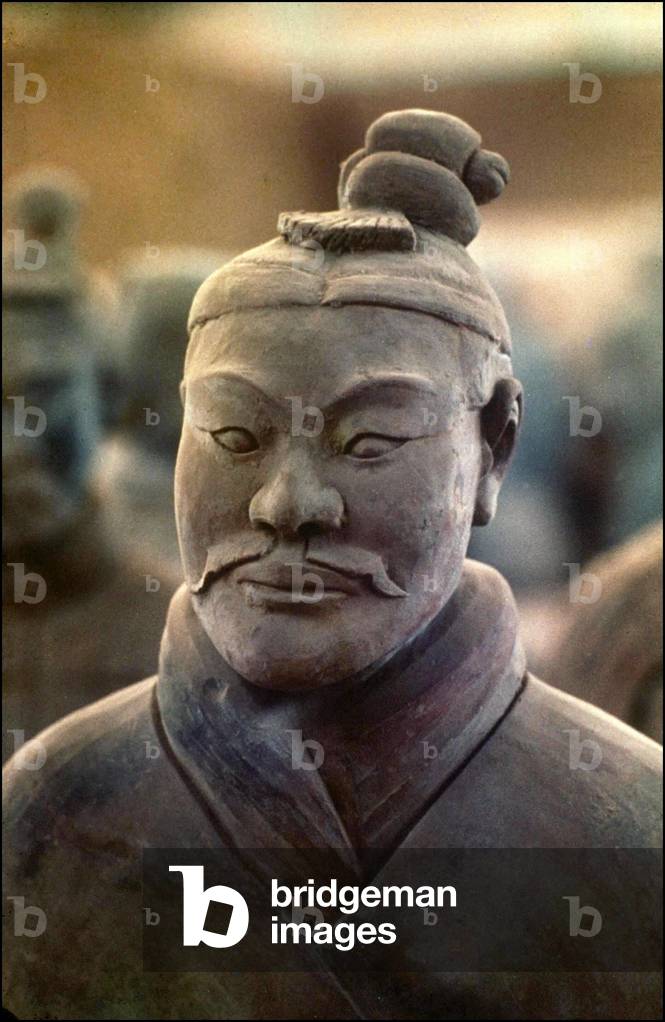 Terracotta Army warrior, Mausoleum of Emperor Qin Shi Huang, 3rd century BC (photo)