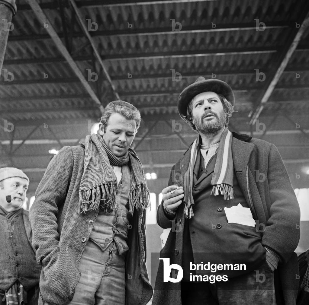 Renato Salvatori, Marcello Mastroianni and Bernard Blier during the making of 
