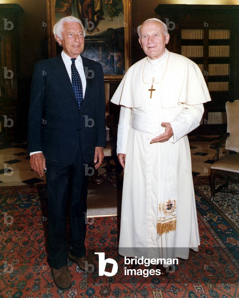 Vatican, le 05/06/1990. Jean Paul II avec Giovanni dit Gianni Agnelli (1920-2003).