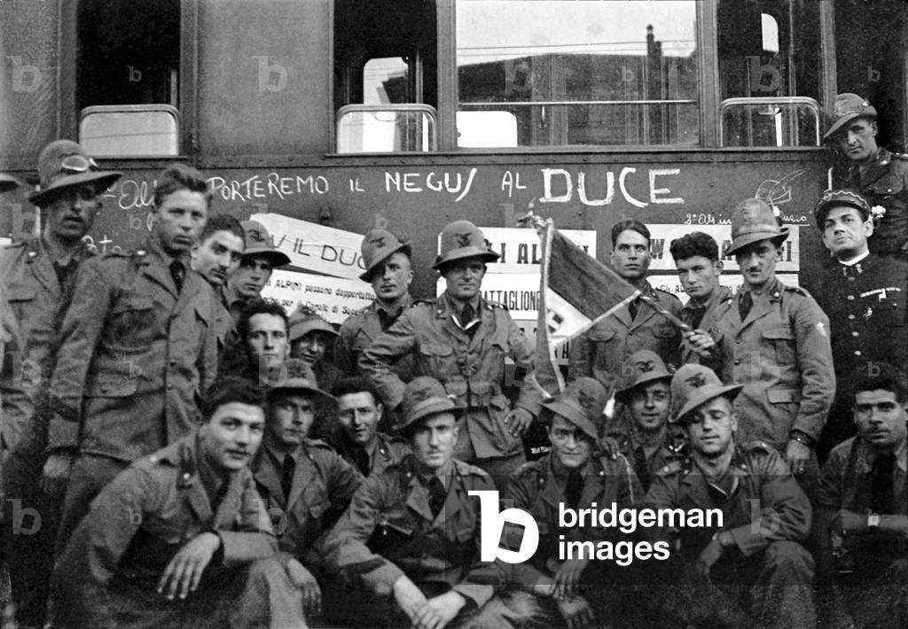 Alpine hunters passing through Rome on their way to Ethiopia, Rome, 1935 (b/w photo)