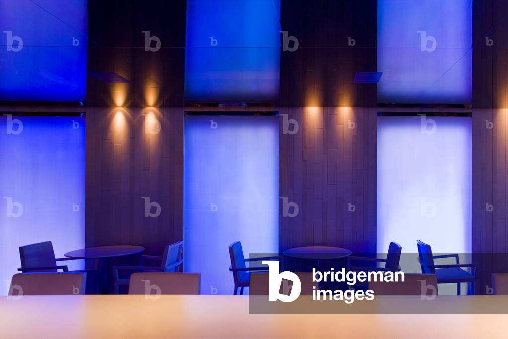 The Port Bar in Saint Tropez (Saint-Tropez St Tropez or St-Tropez), Var, Provence Alpes Cote d'Azur (Provence-Alpes-Cote d'Azur). Architecture by Christophe Pillet, 2008. Photography 06/05/08