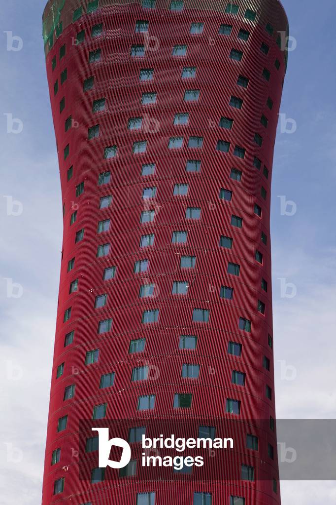 The hotel Porta Fira, Quartier Europa a L'Hospitalet de Llobregat, province of Barcelona, Catalonia, Spain. Architecture of Toyo Ito, 2006-2009. Photography 08/05/09.
