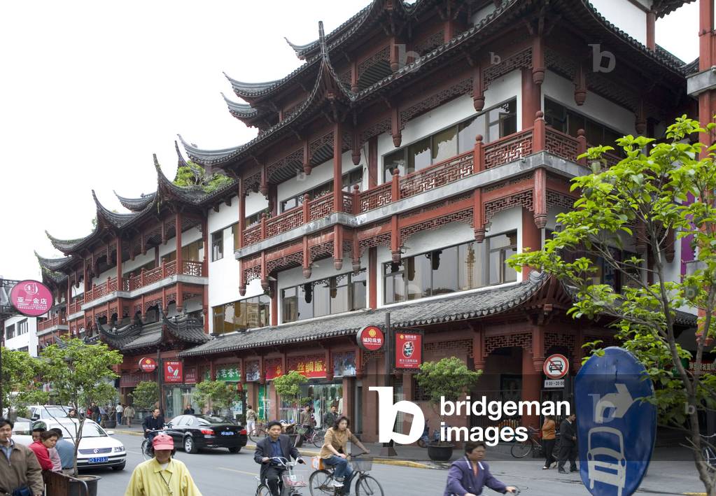 Old town district, Puxi, Shanghai, China.