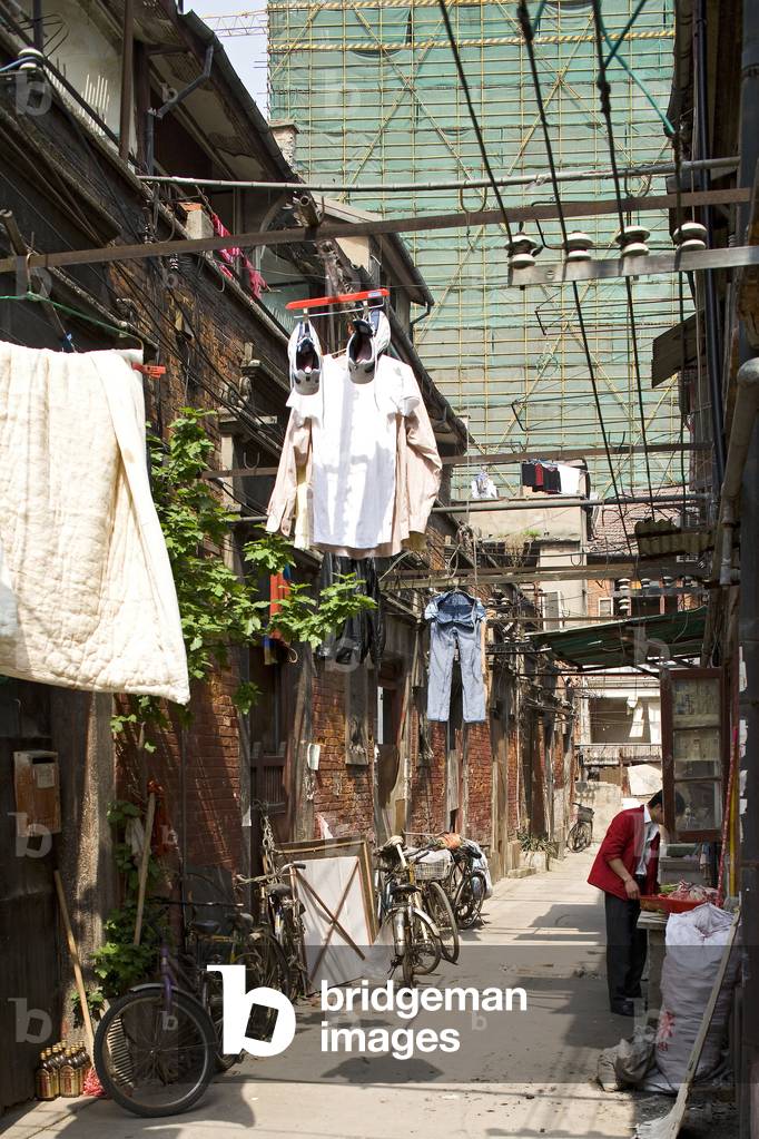 Lane in Luwan district (Puxi) in Shanghai, China.