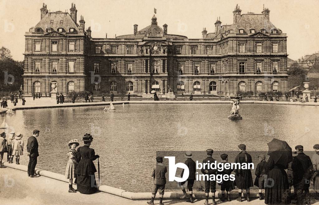 Palais du Luxembourg, 1900 (b/w photo)