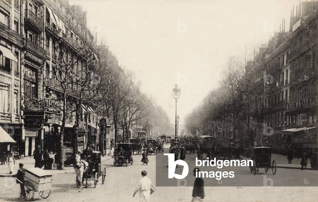 The Olympia Theatre and the Boulevard des Capucines, Paris, 1915 (b/w photo)