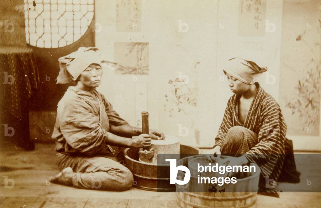 2 Women Grinding, 1880-1895