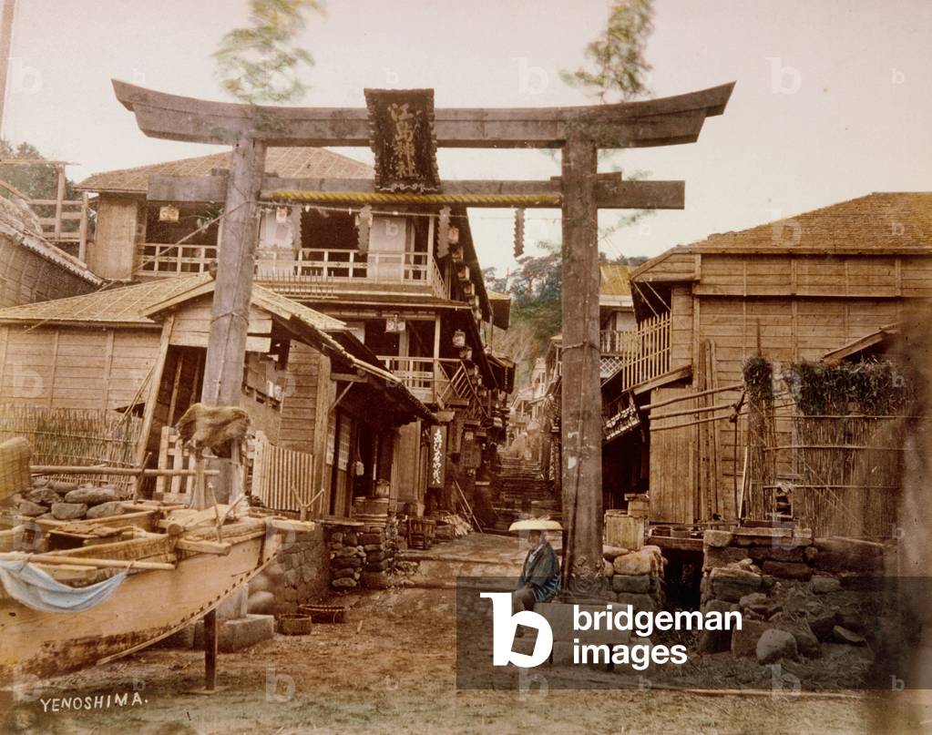 Street in Enoshima, 1878-1885
