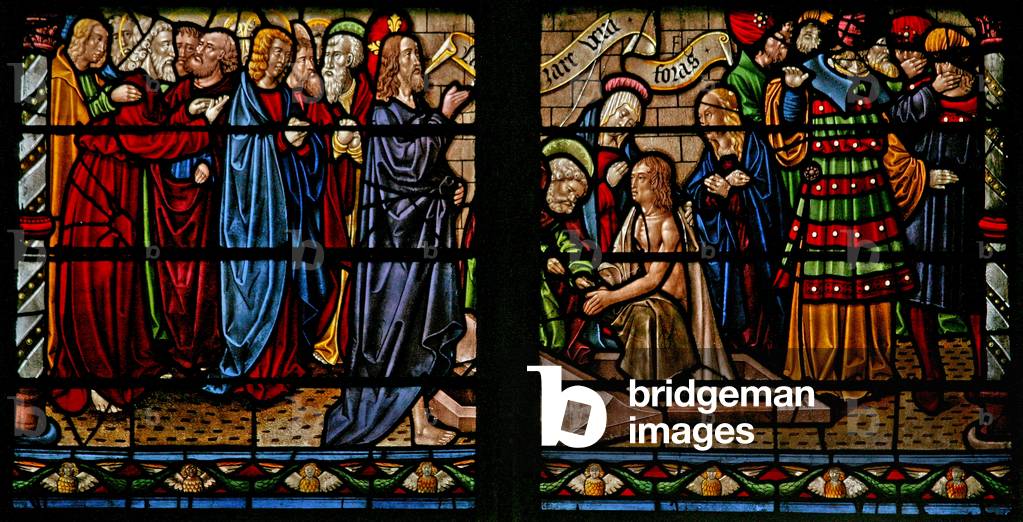 Window w6 depicting the resurrection of Lazarus (stained glass)