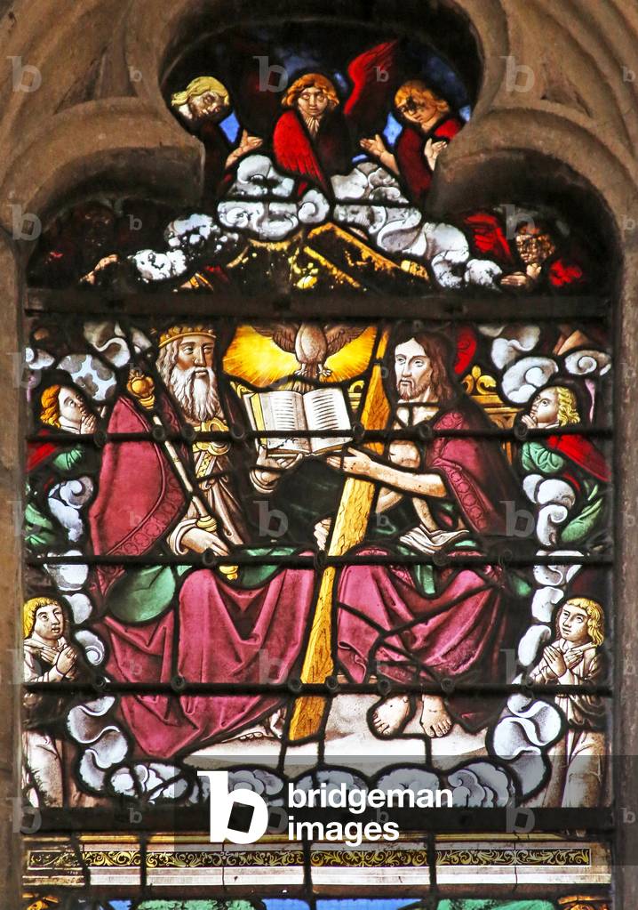 Window w6 depicting the Trinity (stained glass)