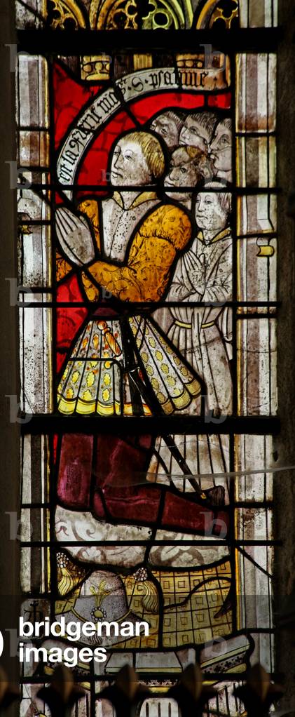 Window w6 depicting a donor and family (stained glass)