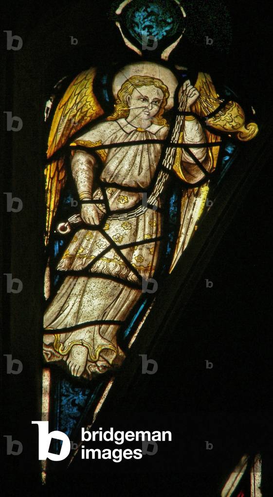 Window Ew tl depicting an angel with a censer (stained glass)