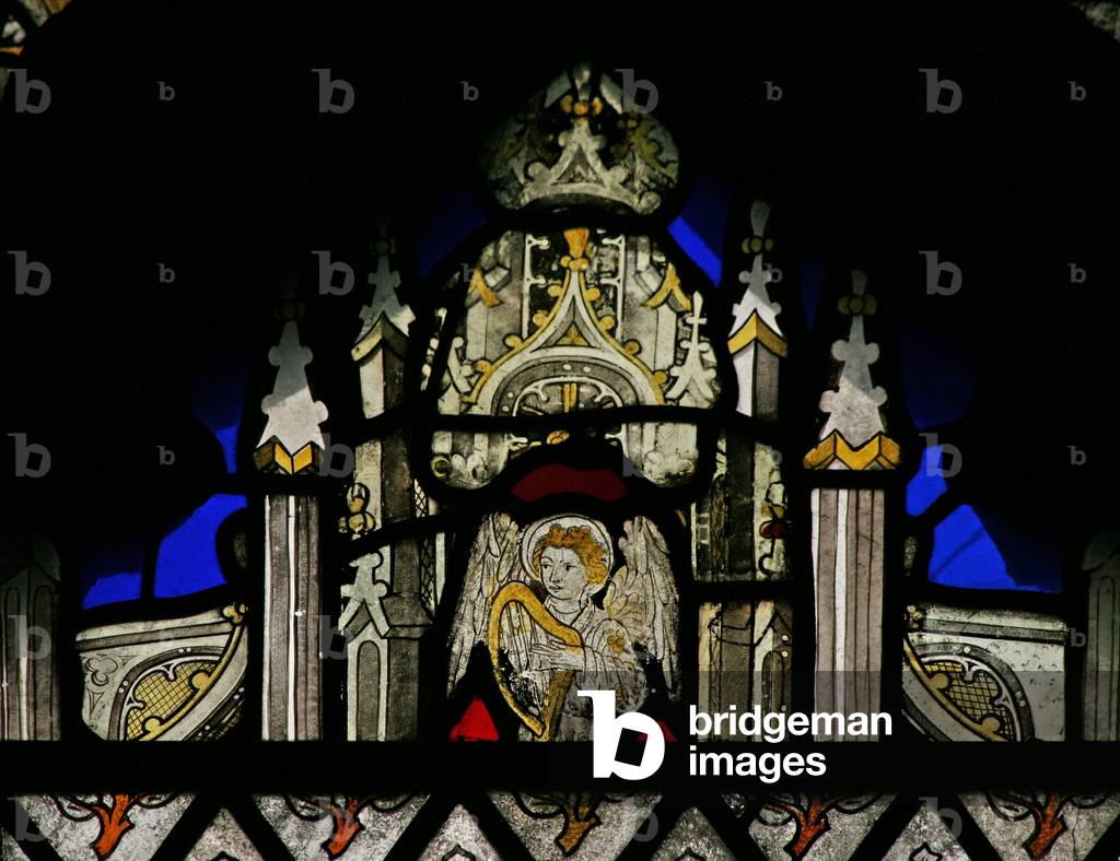 Window Sa depicting a canopy with a musical angel (stained glass)