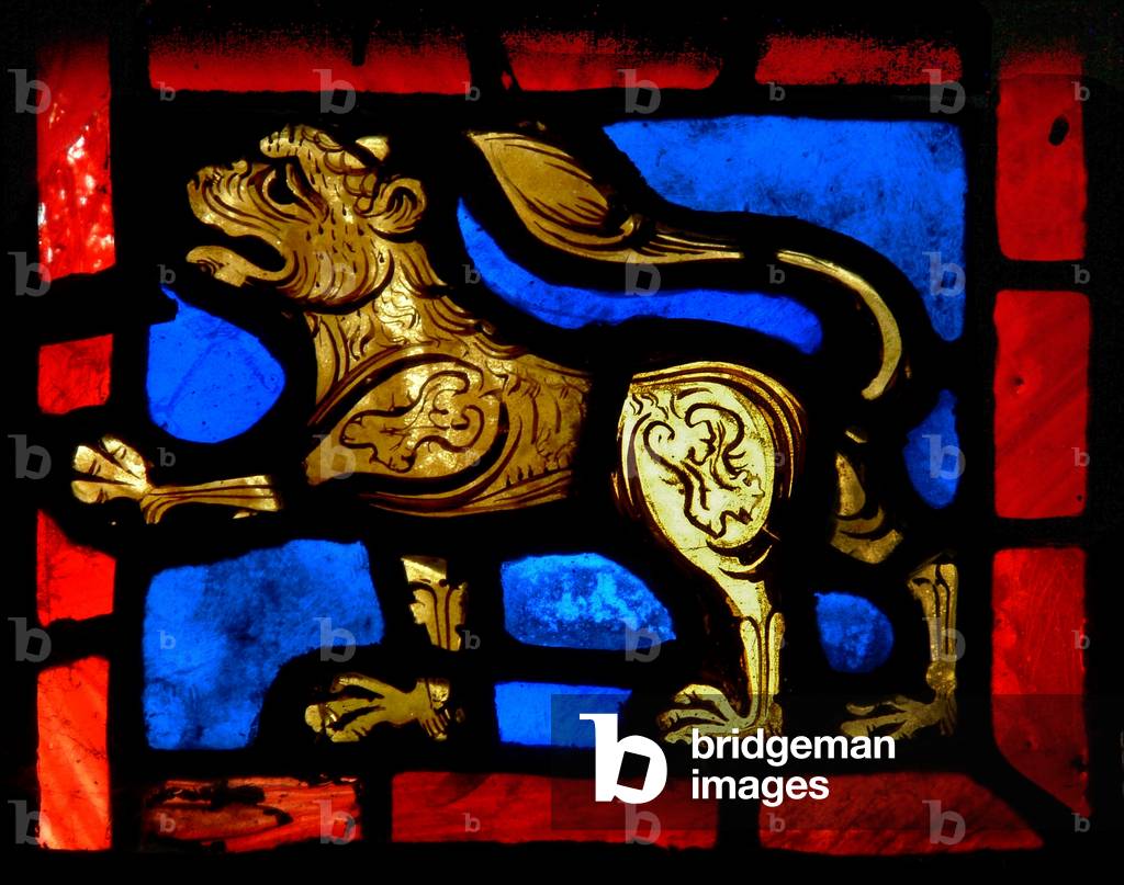 Window w6 depicting a lion (stained glass)