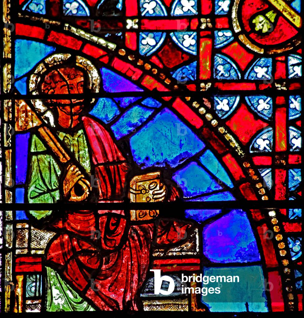 Window w9 depicting St Peter (stained glass)