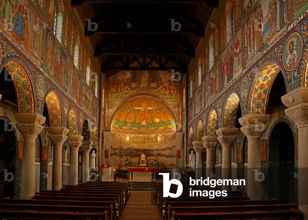 Droitwich, Church of the Sacred Heart and St Catherine: Mosaics by Frank Peacock/Gabriel Pippet, 1920s (photo)