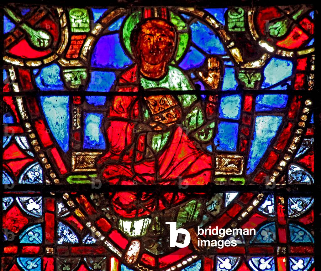 Window w9 depicting an Apostle (stained glass)