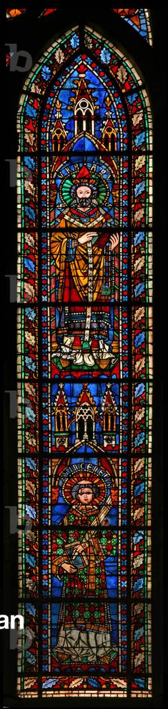 Window w201 depicting St Vincent and Urbain I (stained glass)