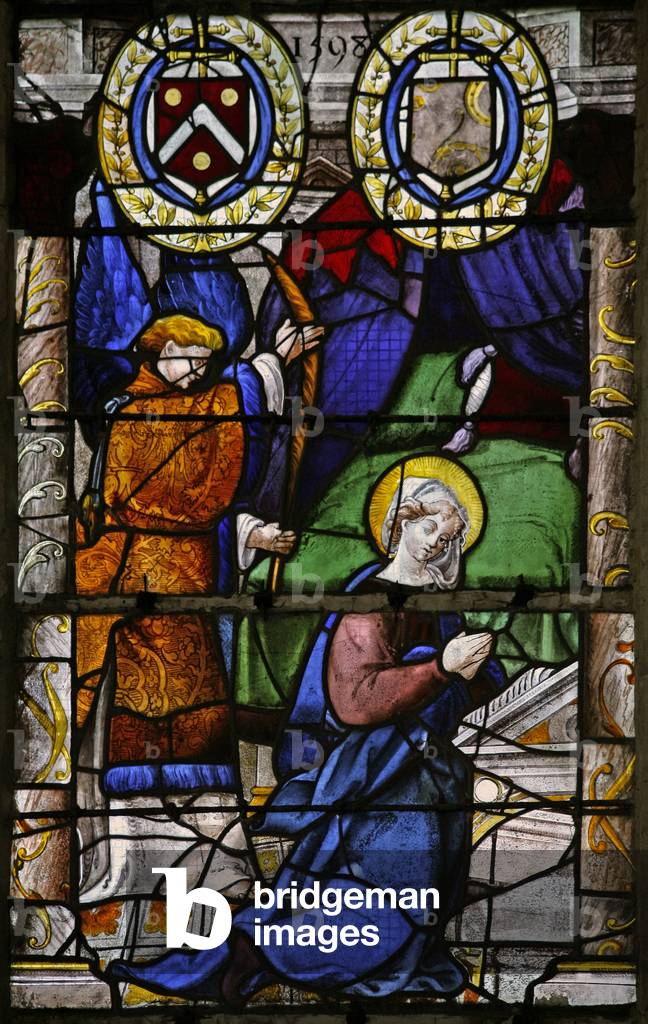 Window w3 depicting the Annunciation (stained glass)