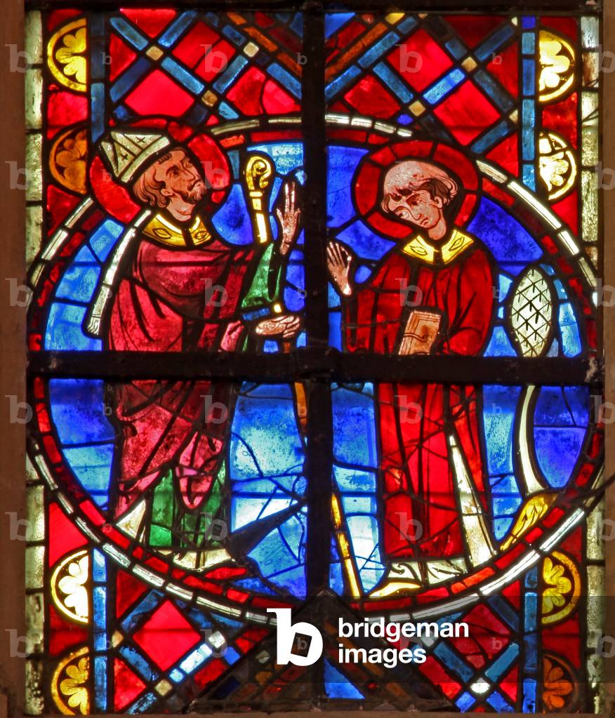 Window w211 depicting St Vincent as a deacon with his bishop (stained glass)